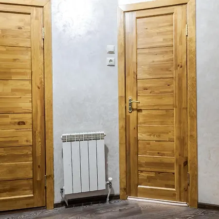 Akademika Hnatyuka Львів