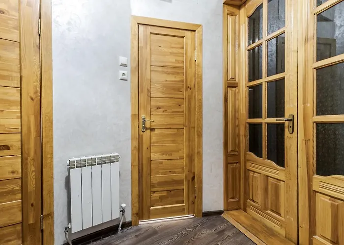 Akademika Hnatyuka * Lviv