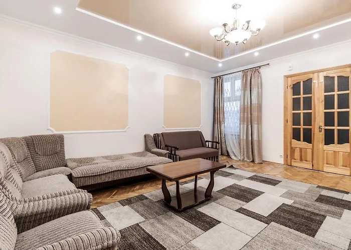 Akademika Hnatyuka *